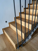 Vinylové schody bez nosu